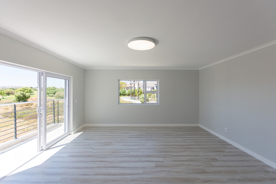 3 Bedroom Property for Sale in Country Club Western Cape